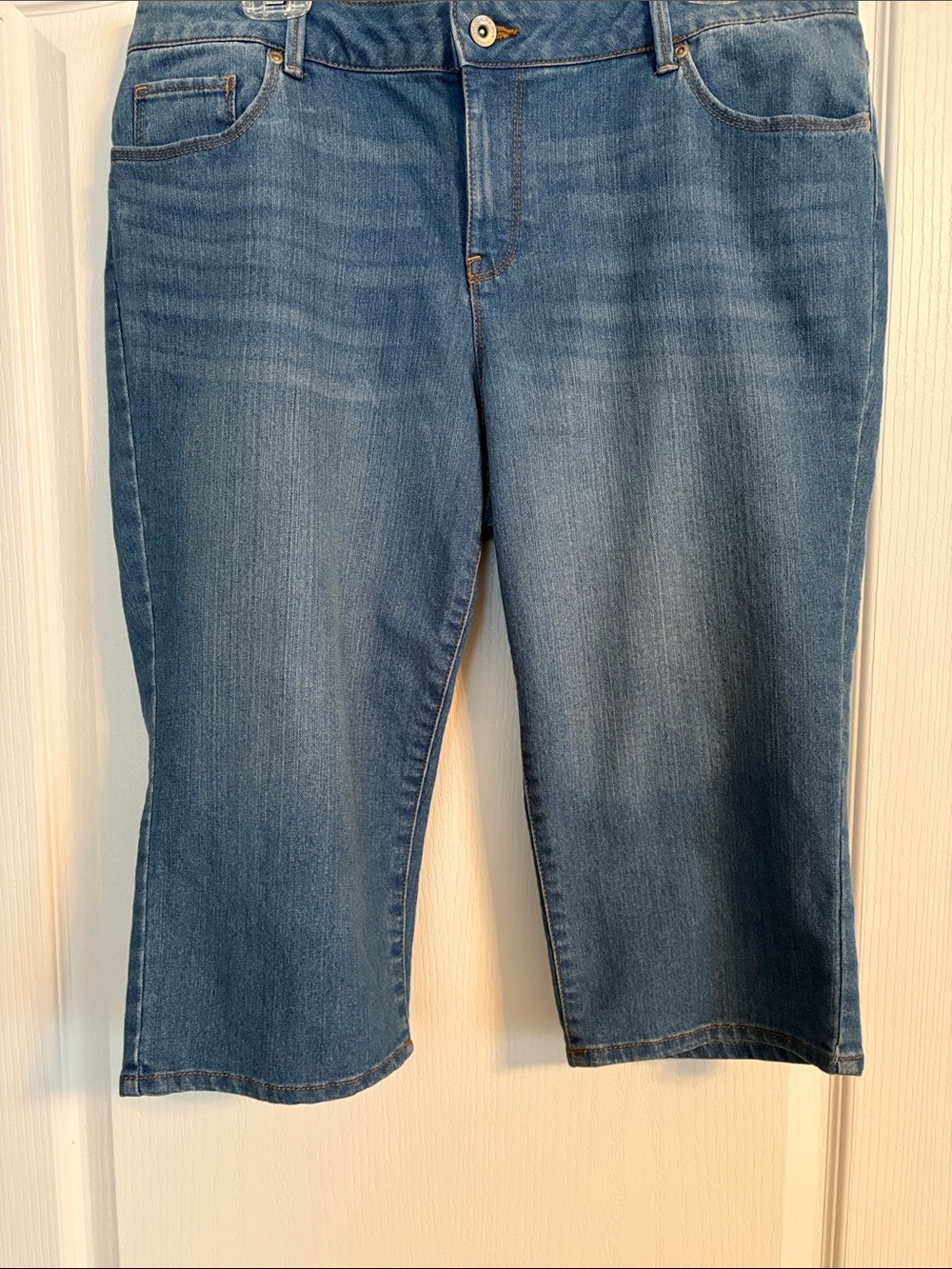 Sonoma Blue Capri Denim Jeans